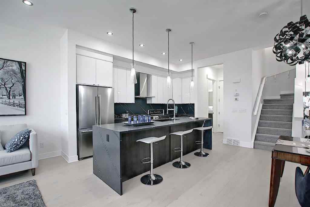MLS® A2233804 - Unit #Unit 2 940 38th Street SW in Rosscarrock Calgary, Residential