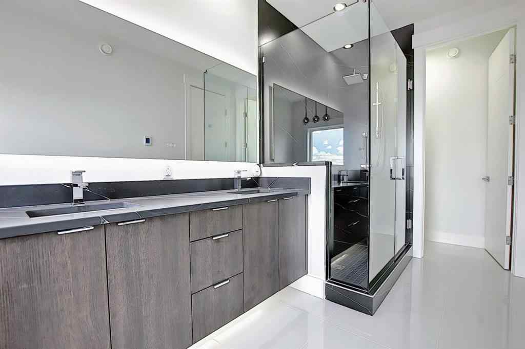 MLS® A2233804 - Unit #Unit 2 940 38th Street SW in Rosscarrock Calgary, Residential