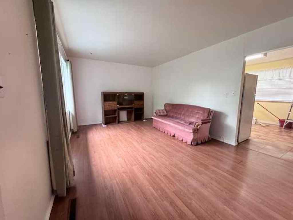 MLS® A2233815 - 212 5th Avenue  in NONE Paradise Hill, Residential