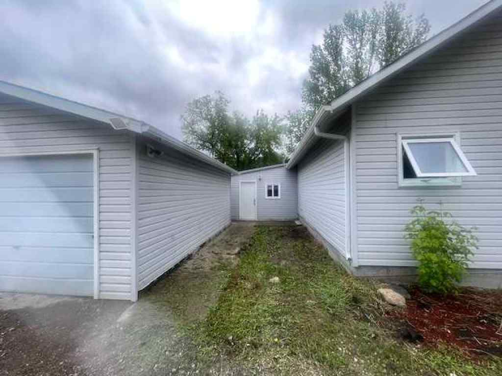 MLS® A2233820 - 100 1st Avenue  in NONE Neilburg, Residential