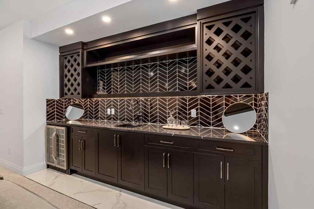 MLS® A2233848 - 2032 41 Avenue SW in Altadore Calgary, Residential