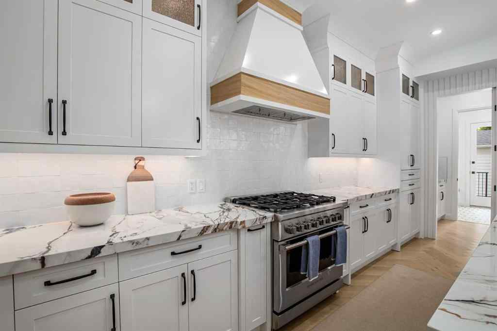 MLS® A2233848 - 2032 41 Avenue SW in Altadore Calgary, Residential