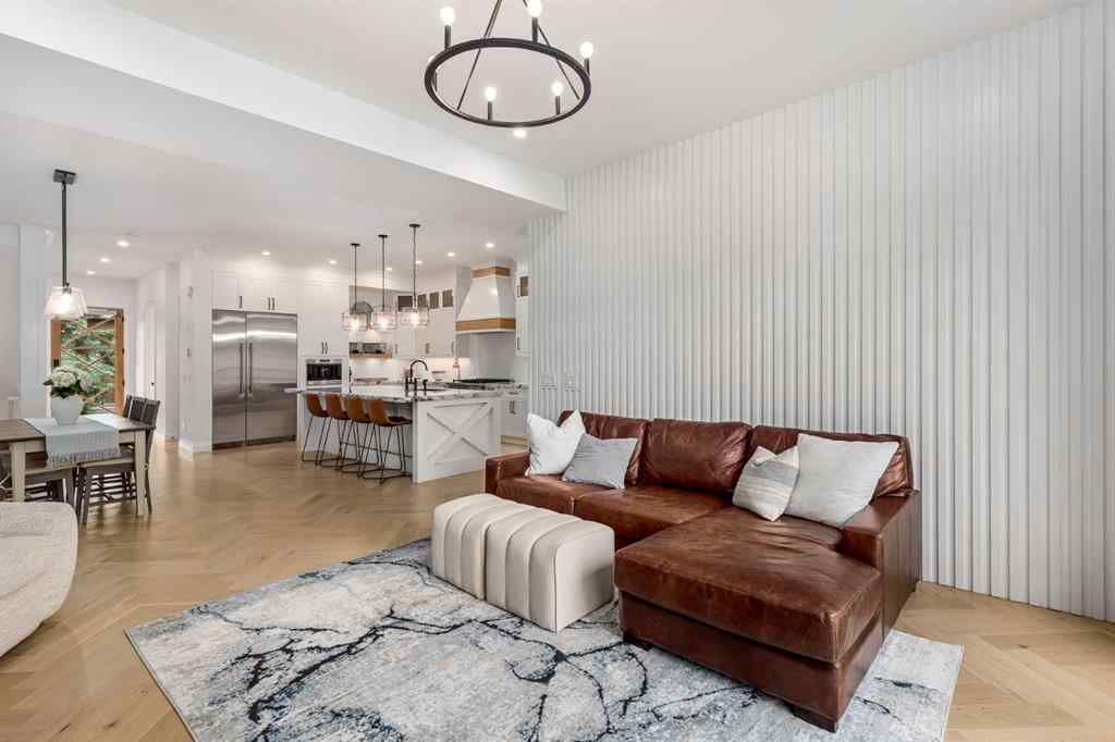 MLS® A2233848 - 2032 41 Avenue SW in Altadore Calgary, Residential