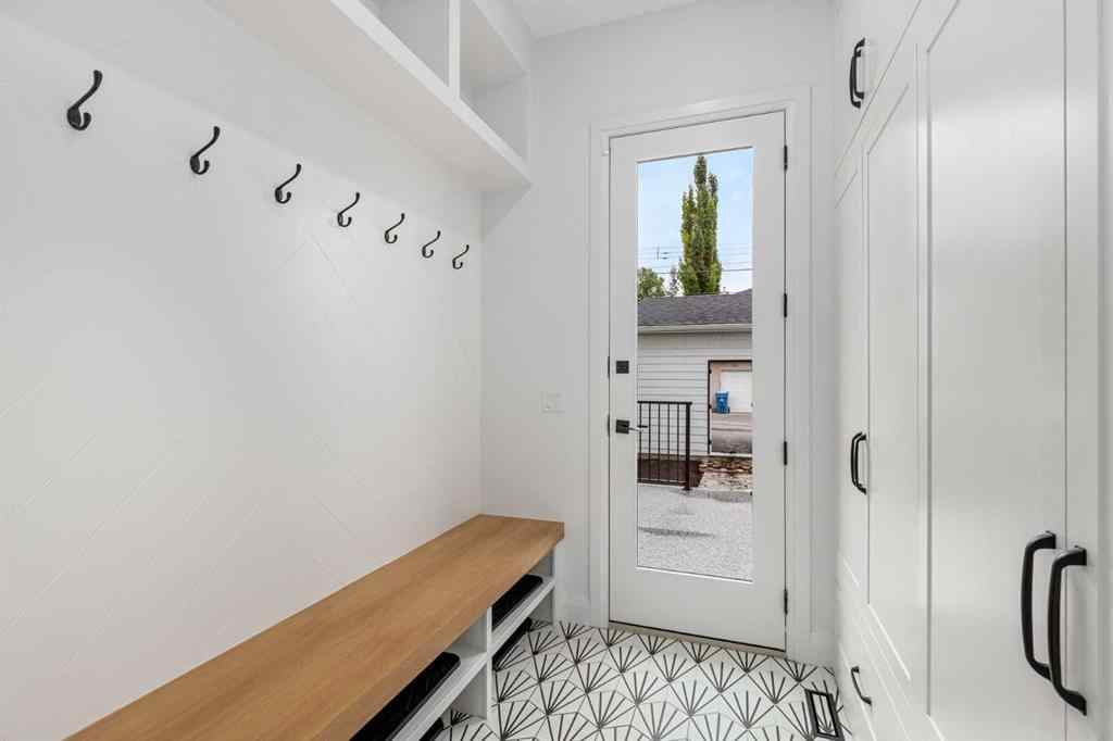 MLS® A2233848 - 2032 41 Avenue SW in Altadore Calgary, Residential