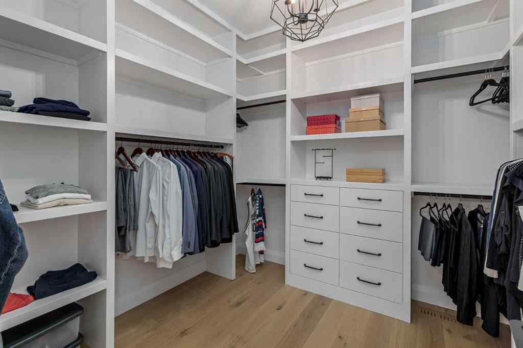 MLS® A2233848 - 2032 41 Avenue SW in Altadore Calgary, Residential