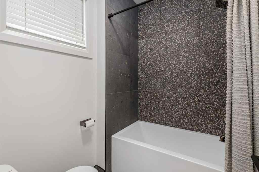 MLS® A2233848 - 2032 41 Avenue SW in Altadore Calgary, Residential