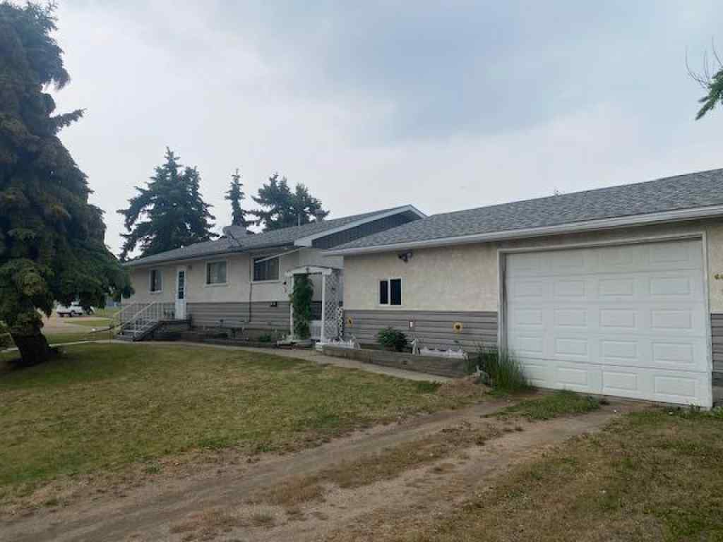 MLS® A2233849 - 5325 53 Avenue  in Bashaw Bashaw, Residential