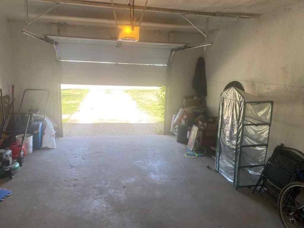 MLS® A2233849 - 5325 53 Avenue  in Bashaw Bashaw, Residential
