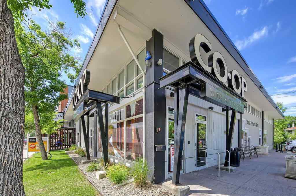 MLS® A2233853 - 1910 Broadview Road NW in West Hillhurst Calgary, Residential
