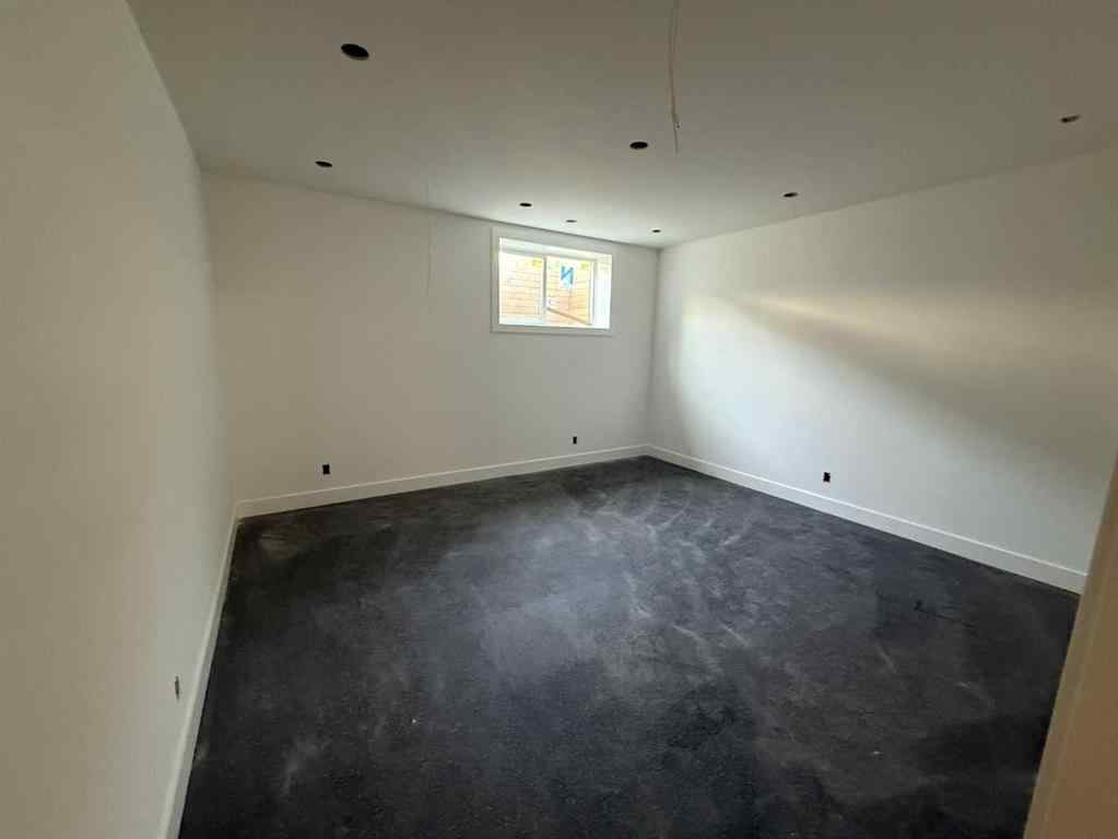 MLS® A2233853 - 1910 Broadview Road NW in West Hillhurst Calgary, Residential