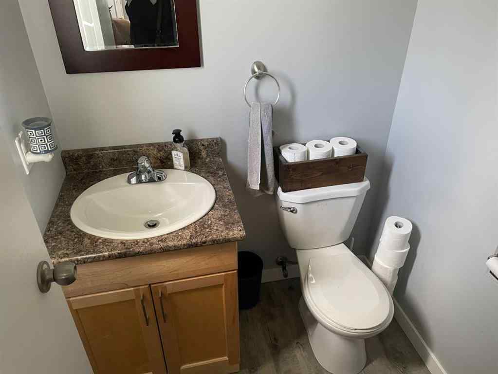 MLS® A2233866 - 10605 107 Street Close  in NONE Fairview, Residential