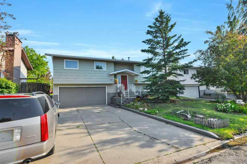 MLS® A2233876 - 285 9 Street SE in NONE Three Hills, Residential