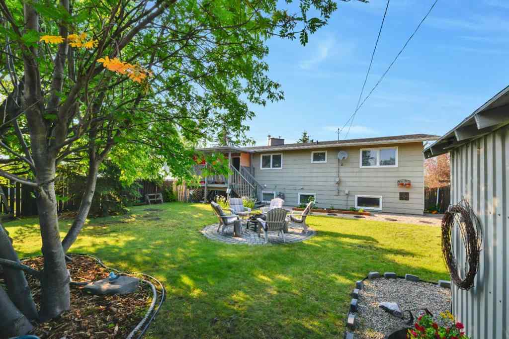 MLS® A2233876 - 285 9 Street SE in NONE Three Hills, Residential