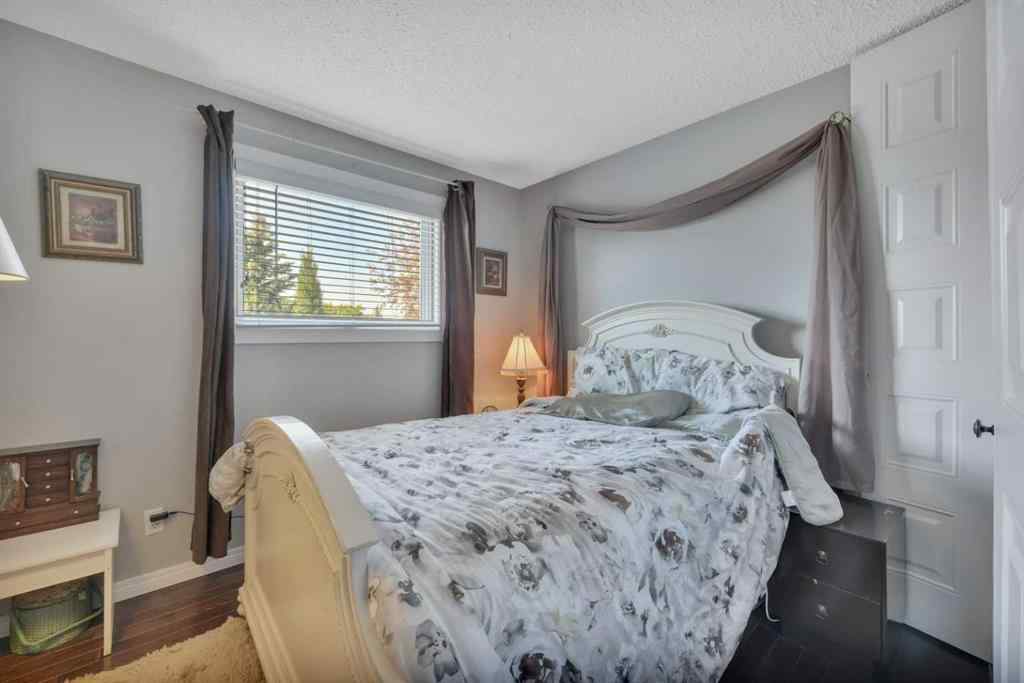 MLS® A2233876 - 285 9 Street SE in NONE Three Hills, Residential