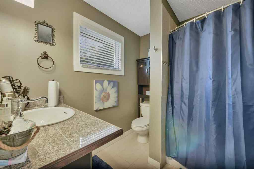 MLS® A2233876 - 285 9 Street SE in NONE Three Hills, Residential