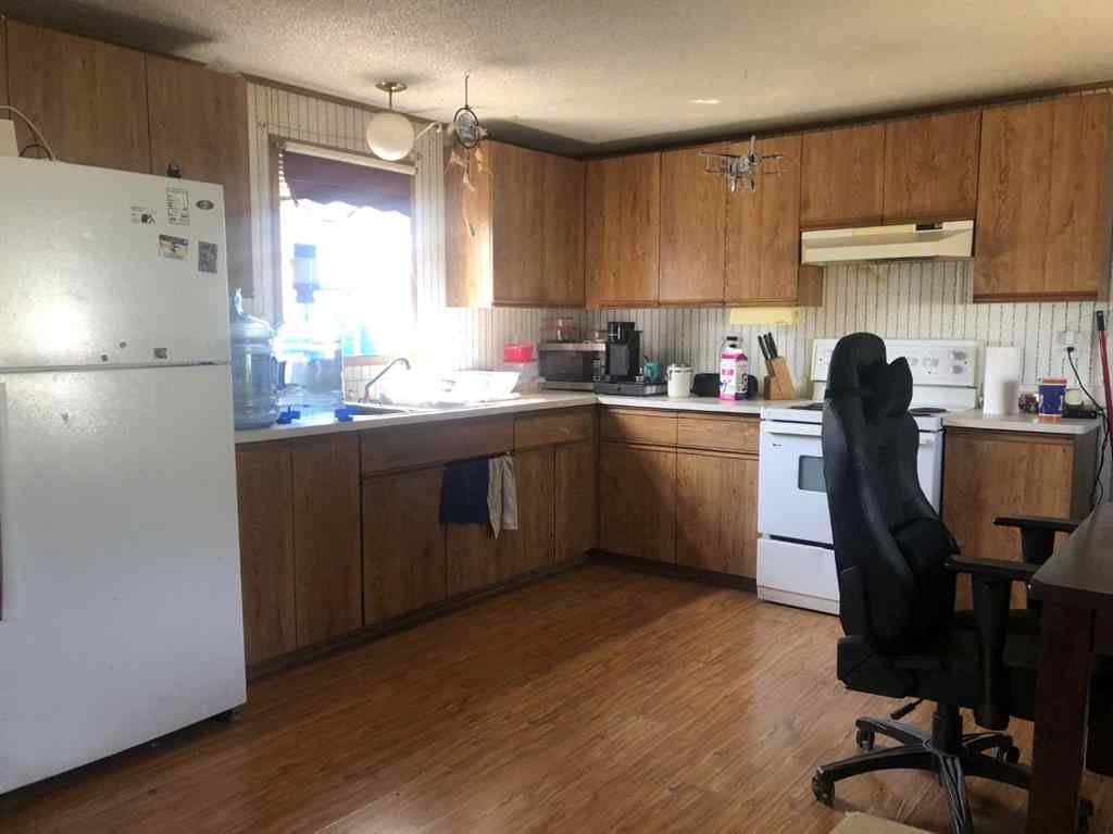 MLS® A2233879 - 13 Deerglen Trailer Park   in NONE High Level, Residential