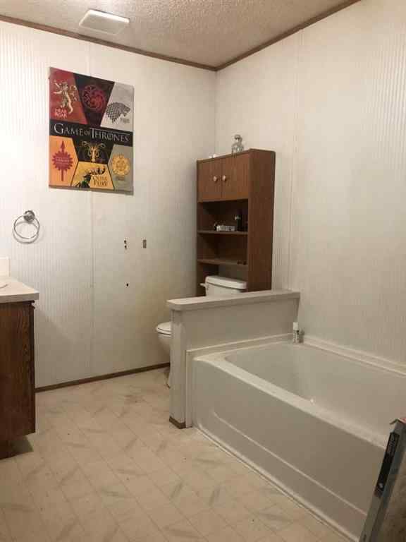 MLS® A2233879 - 13 Deerglen Trailer Park   in NONE High Level, Residential