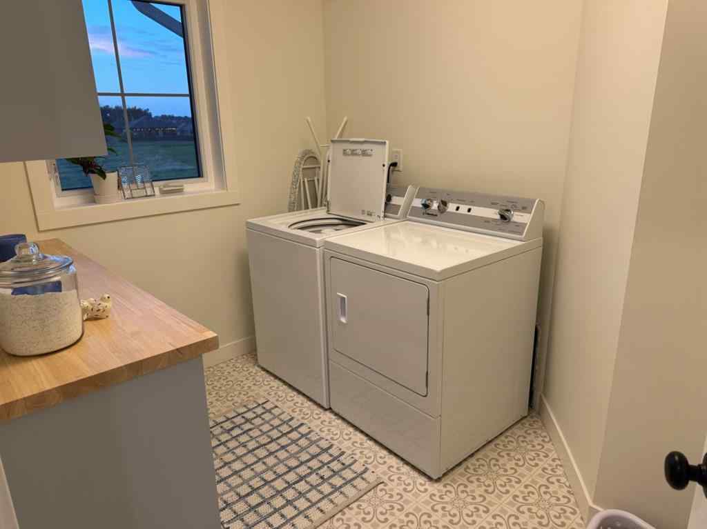 MLS® A2233905 - 902 Fairway Boulevard W in NONE Cardston, Residential