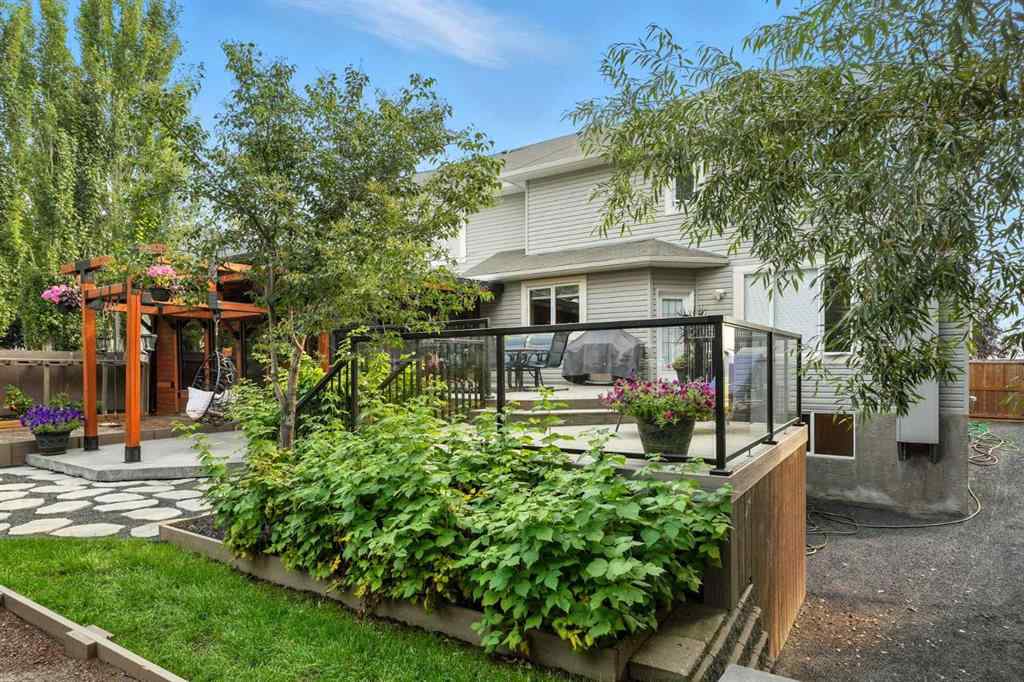 MLS® A2233915 - 37 Thomas Street NW in NONE Langdon, Residential