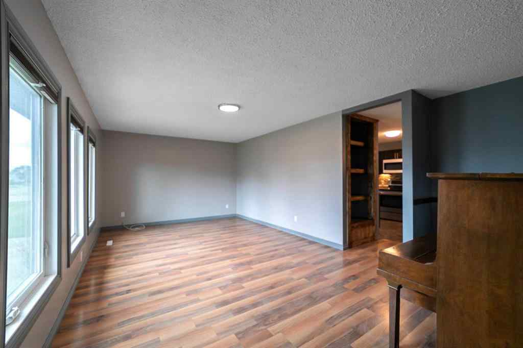 MLS® A2233917 - 5620 50 Avenue  in Killam Killam, Residential