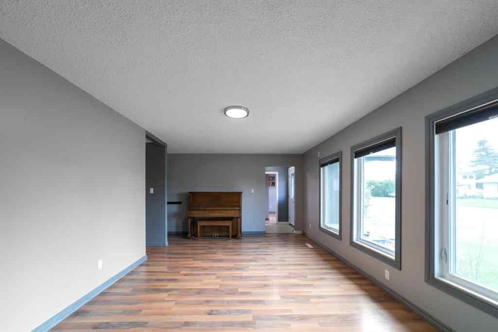 MLS® A2233917 - 5620 50 Avenue  in Killam Killam, Residential