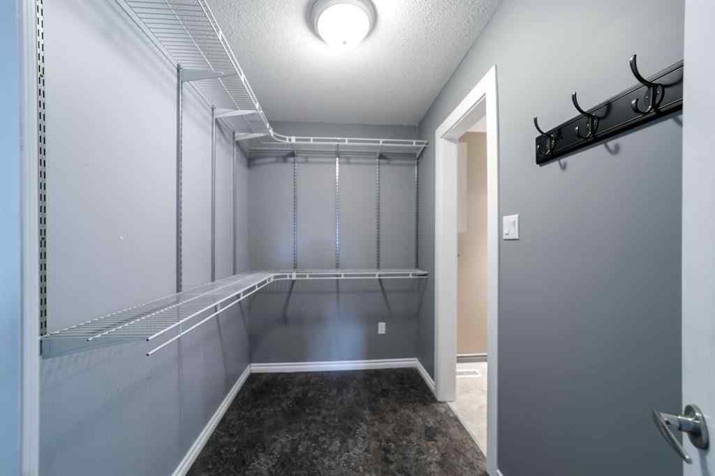 MLS® A2233917 - 5620 50 Avenue  in Killam Killam, Residential