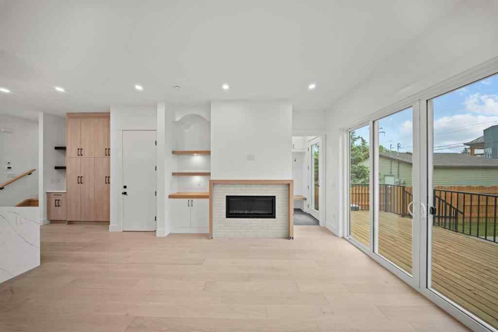 MLS® A2233948 - 2232 1 Avenue NW in West Hillhurst Calgary, Residential