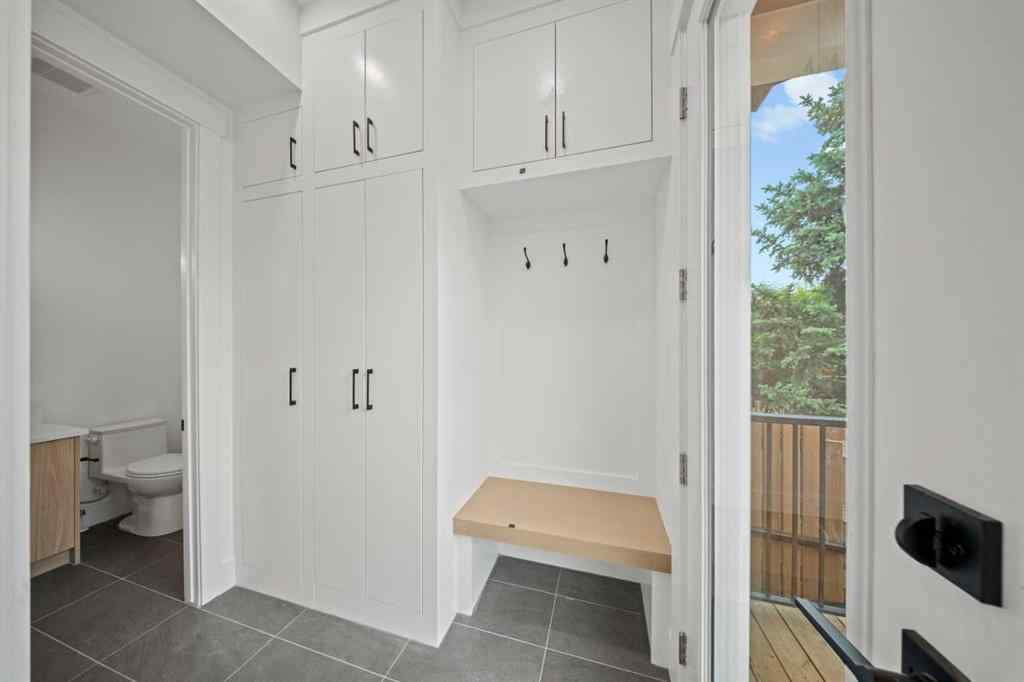 MLS® A2233948 - 2232 1 Avenue NW in West Hillhurst Calgary, Residential