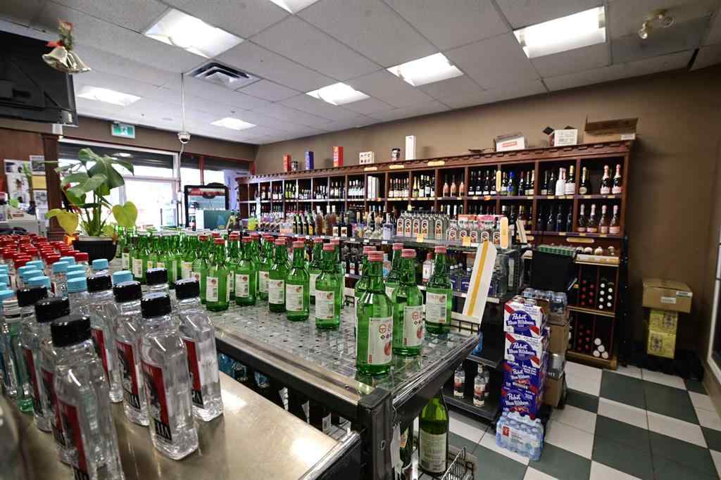 MLS® A2233968 - Unit #6 B 4100 Marlborough Drive NE in Marlborough Calgary, Commercial
