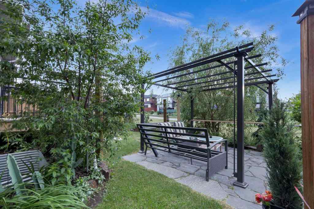 MLS® A2233973 - 37 Savanna Grove NE in Saddle Ridge Calgary, Residential