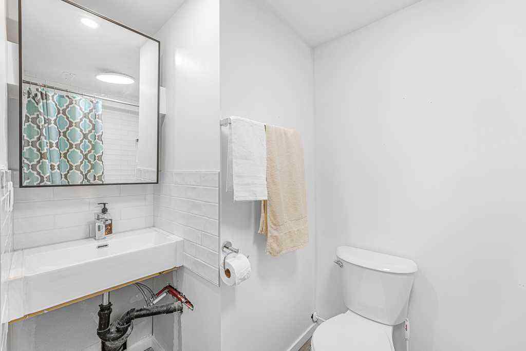 MLS® A2233996 - 477 72 Avenue NE in Huntington Hills Calgary, Residential