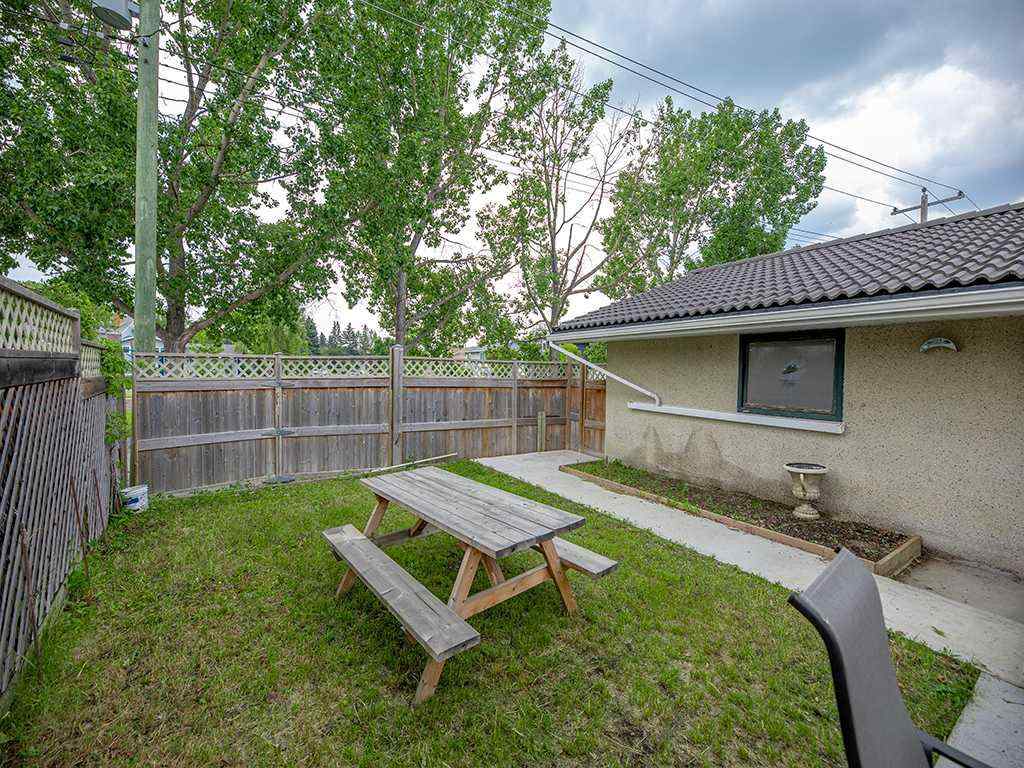 MLS® A2233996 - 477 72 Avenue NE in Huntington Hills Calgary, Residential