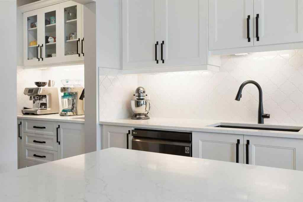 MLS® A2234001 - 206 Bayside Loop SW in Bayside Airdrie, Residential