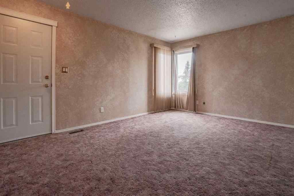 MLS® A2234002 - 8325 101 Avenue  in Saddleback Ridge Peace River, Residential