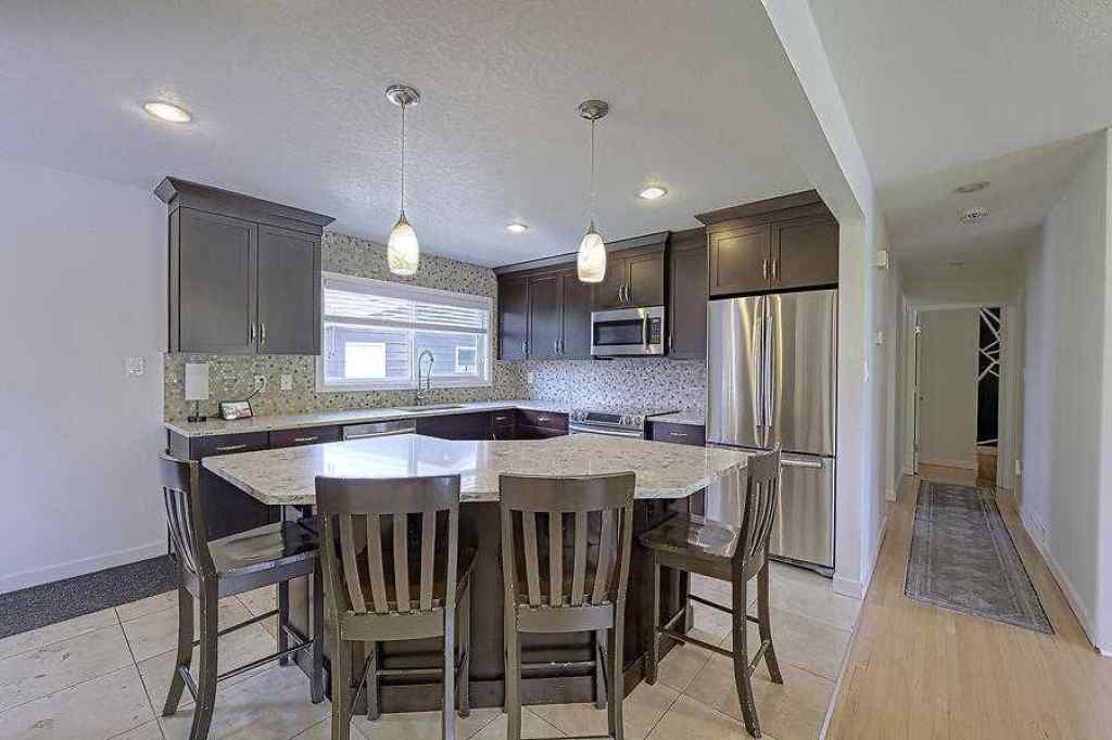 MLS® A2234016 - 51 Hollyburn Road SW in Haysboro Calgary, Residential