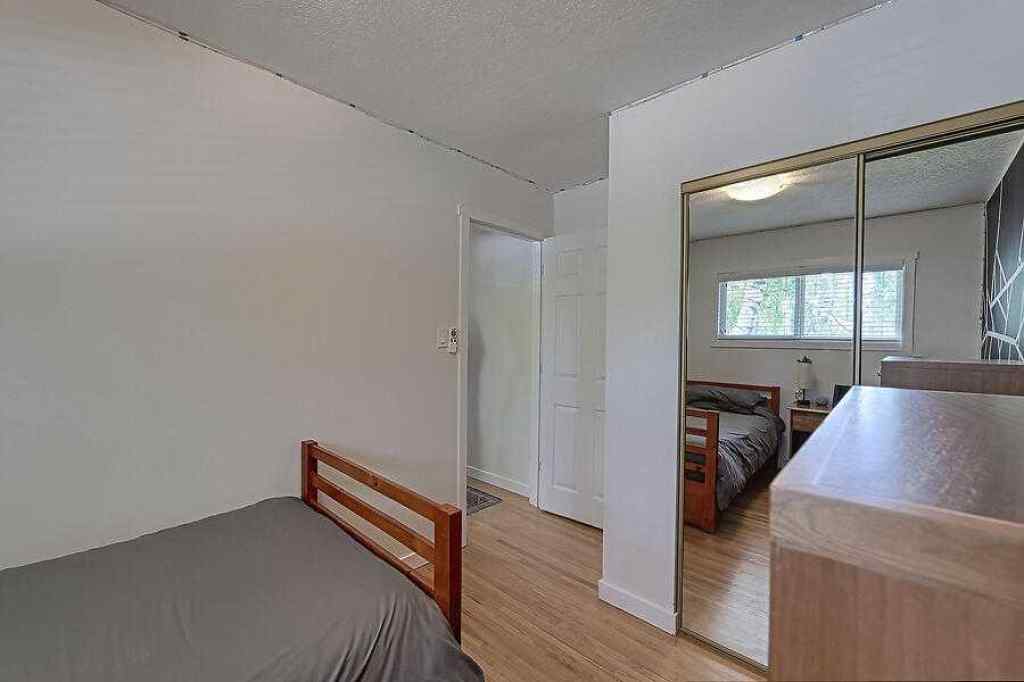 MLS® A2234016 - 51 Hollyburn Road SW in Haysboro Calgary, Residential