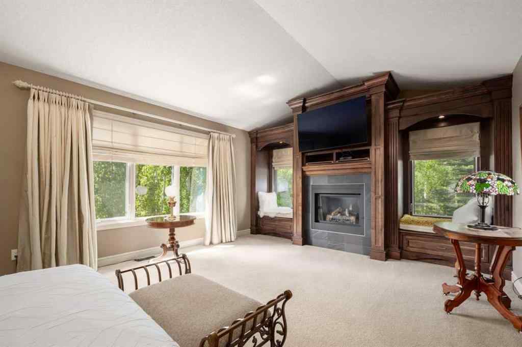 MLS® A2234019 - 10 Spring Valley Place SW in Springbank Hill Calgary, Residential