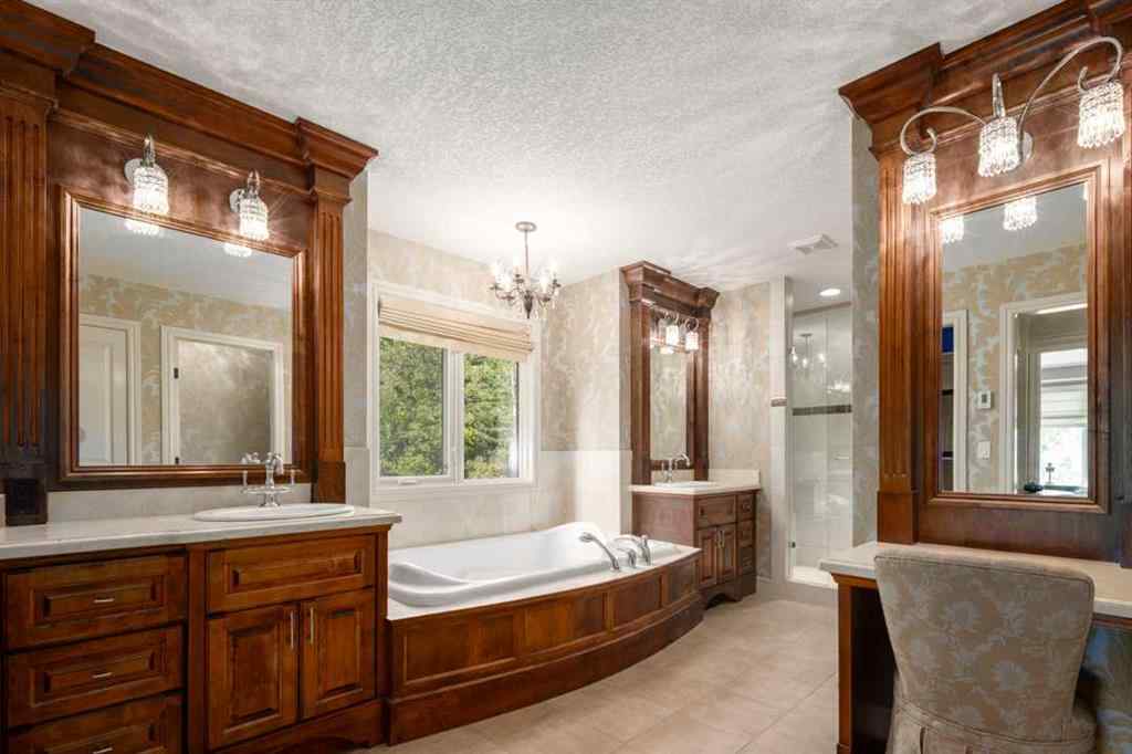 MLS® A2234019 - 10 Spring Valley Place SW in Springbank Hill Calgary, Residential