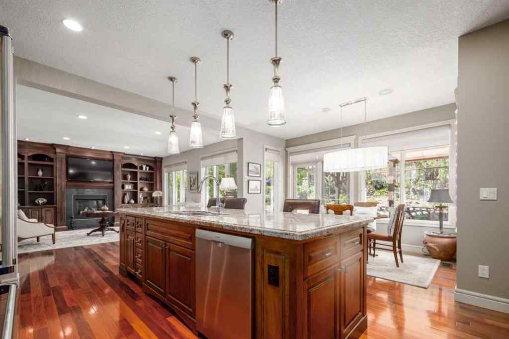 MLS® A2234019 - 10 Spring Valley Place SW in Springbank Hill Calgary, Residential
