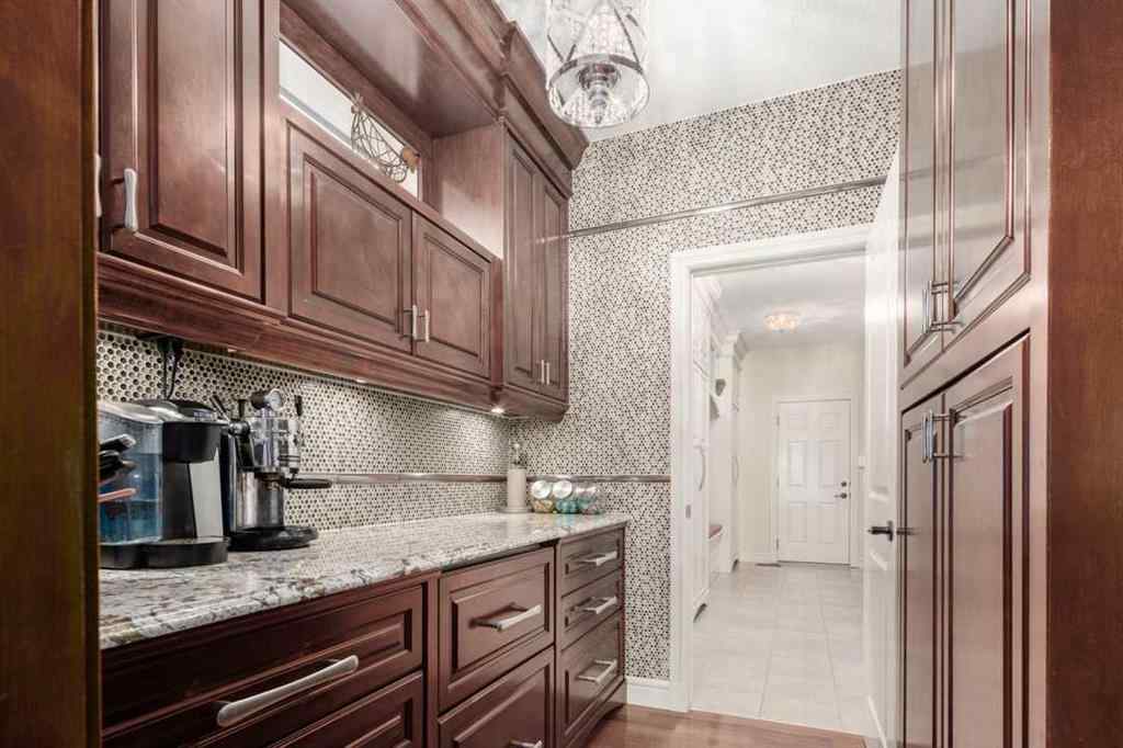 MLS® A2234019 - 10 Spring Valley Place SW in Springbank Hill Calgary, Residential