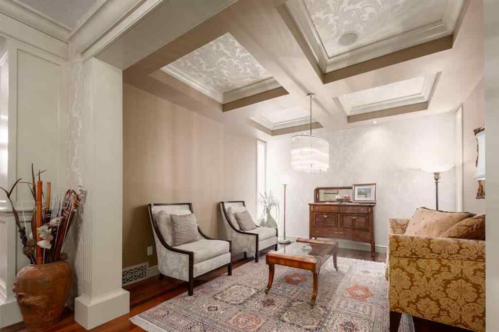 MLS® A2234019 - 10 Spring Valley Place SW in Springbank Hill Calgary, Residential