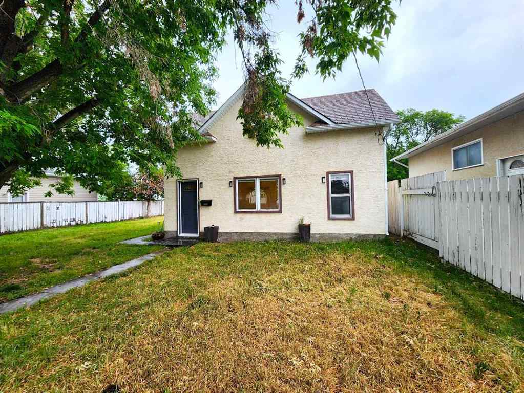 MLS® A2234054 - 5713 57 Avenue  in Riverside Meadows Red Deer, Residential