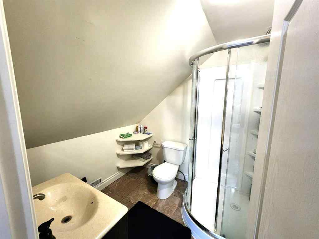 MLS® A2234054 - 5713 57 Avenue  in Riverside Meadows Red Deer, Residential