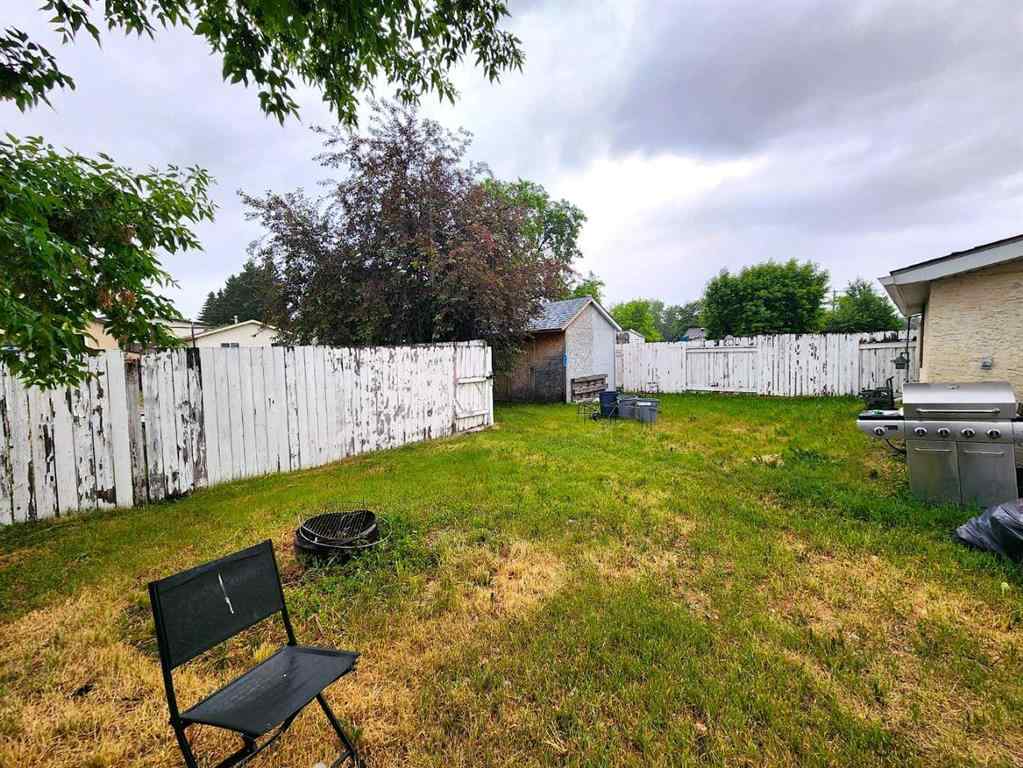 MLS® A2234054 - 5713 57 Avenue  in Riverside Meadows Red Deer, Residential