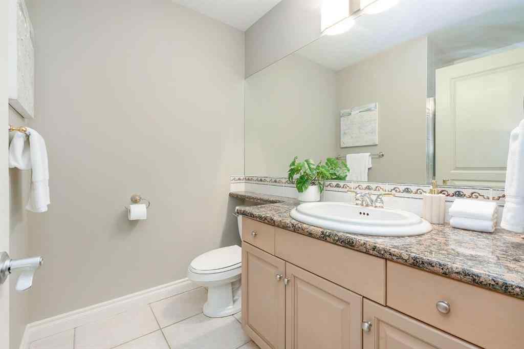 MLS® A2234057 - Unit #201 228 26 Avenue SW in Mission Calgary, Residential