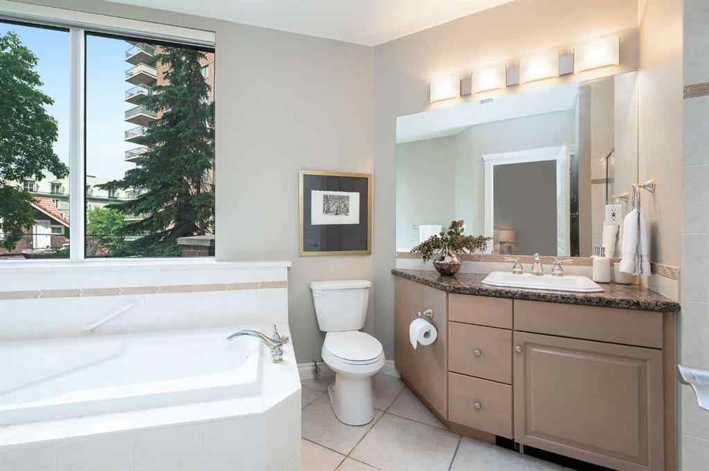 MLS® A2234057 - Unit #201 228 26 Avenue SW in Mission Calgary, Residential