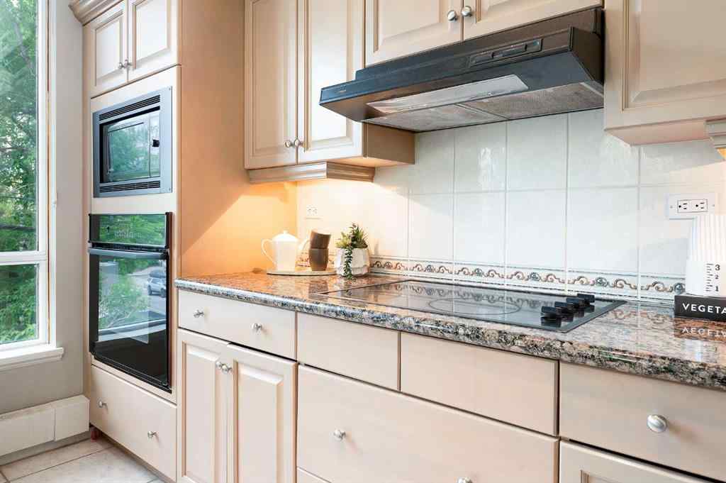 MLS® A2234057 - Unit #201 228 26 Avenue SW in Mission Calgary, Residential