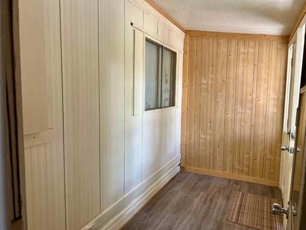MLS® A2234080 - Unit #1 911 MacLeod Street  in NONE Pincher Creek, Mobile