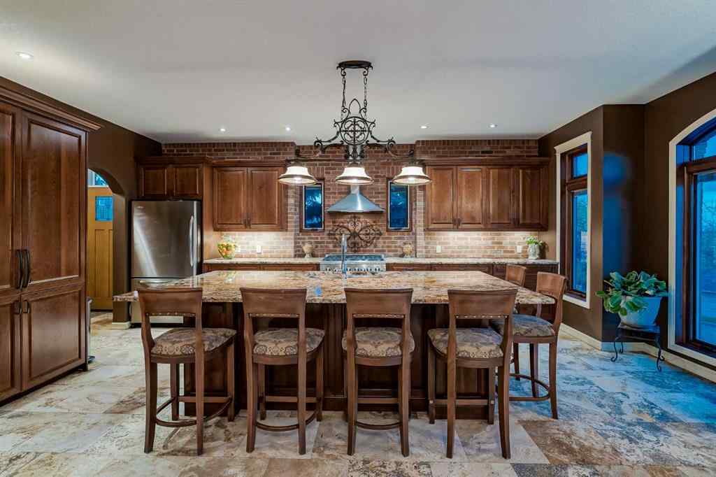 MLS® A2234105 - 804 9A Street NE in Renfrew Calgary, Residential