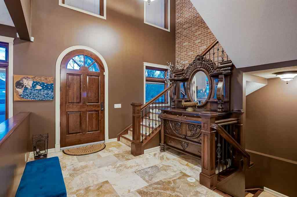 MLS® A2234105 - 804 9A Street NE in Renfrew Calgary, Residential